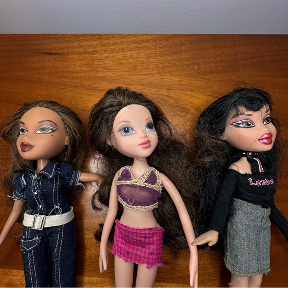 Vintage Bratz Lot of 3 Dolls 2001 & 2009 Y2K - Picture 3 of 12